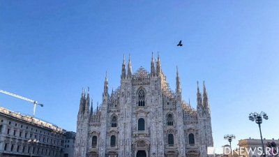 Andrea Bocelli in concerto da solo nel Duomo di Milano