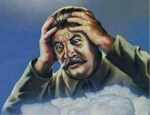 Siberia: vandali deturpano l'immagine di Stalin disegnando le corna e il grugno (FOTO)